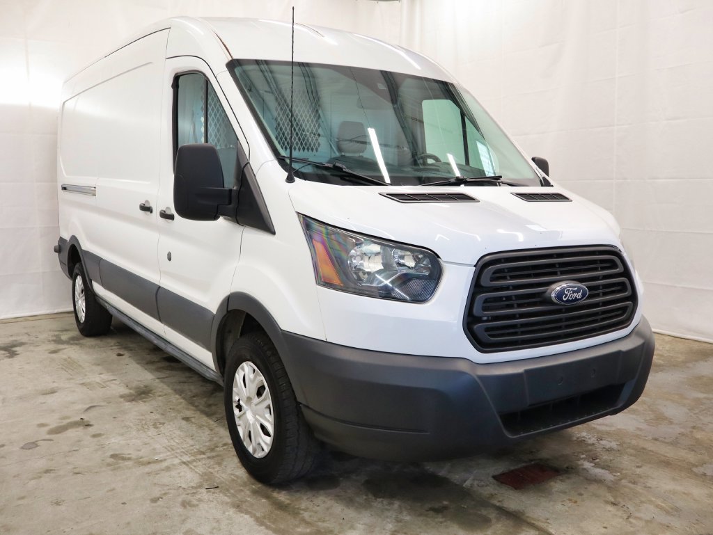 Used 2015 Ford Transit 250 148 Medium Roof RWD image 8
