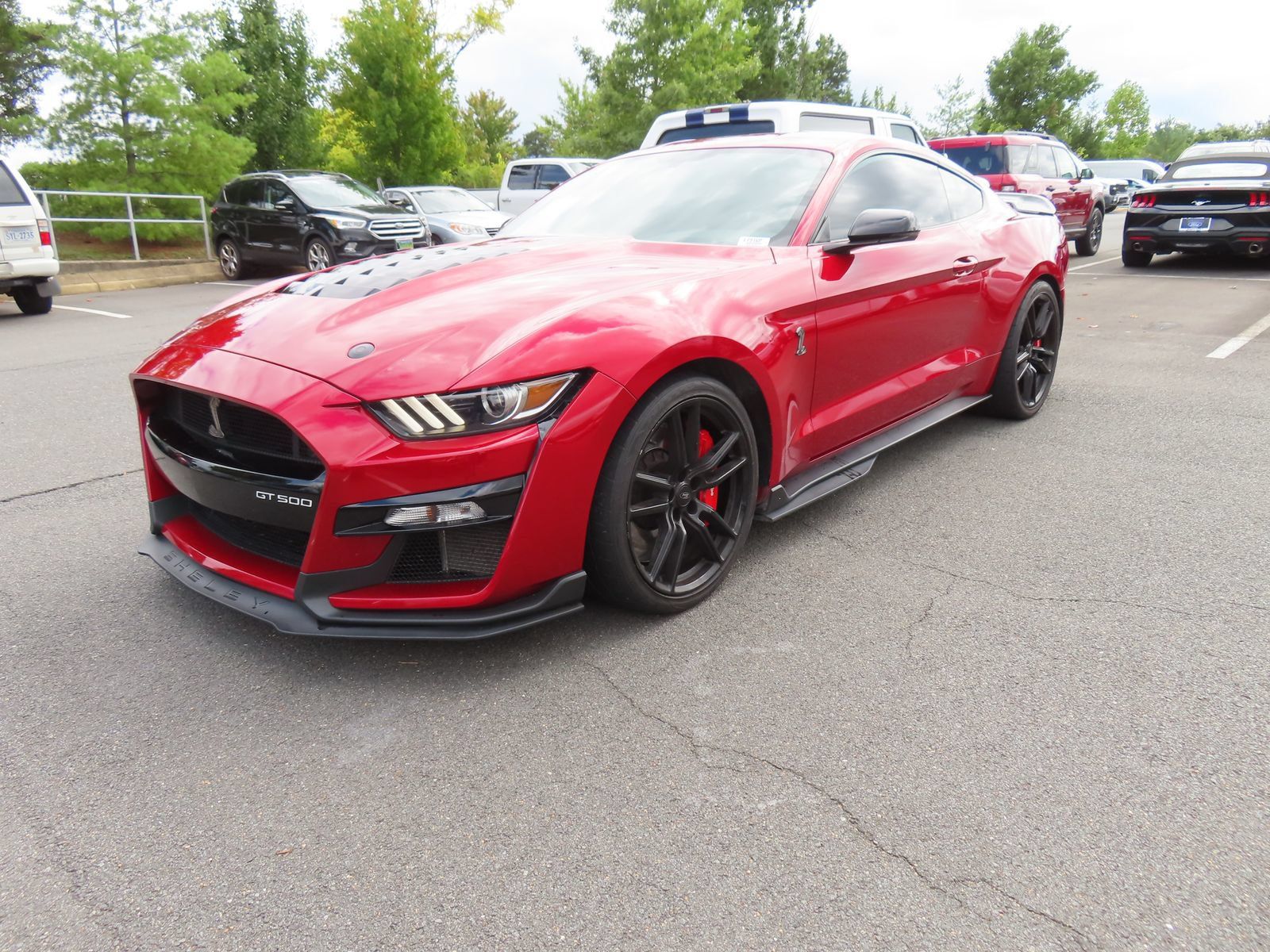 Used 2022 Ford Mustang Shelby GT500 w/ Technology Package RWD image 3