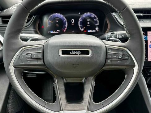 New 2026 Jeep Grand Cherokee Altitude AWD/4WD image 21