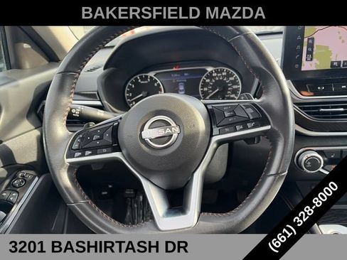 Used 2024 Nissan Altima 2.5 SR w/ SR Premium Package FWD image 14