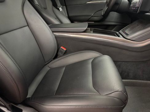 Used 2023 Tesla Model X image 25