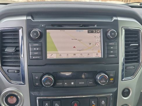 Used 2019 Nissan Titan PRO-4X w/ Pro-4x Convenience Package image 33