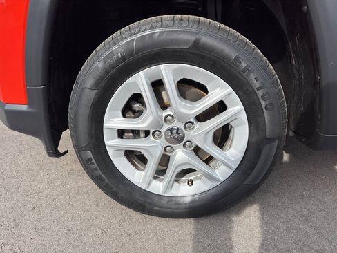 Used 2018 Jeep Compass Sport AWD/4WD image 24