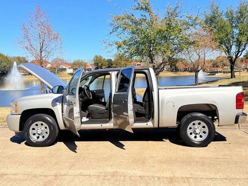 Used 2008 Chevrolet Silverado 1500 LS image 8