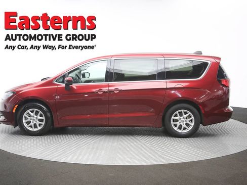 Used 2023 Chrysler Voyager LX FWD image 56