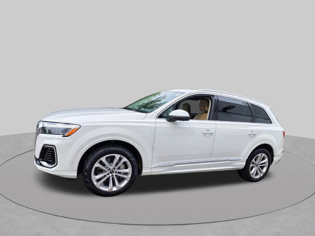 Used 2025 Audi Q7 3.0T Premium Plus AWD/4WD image 6