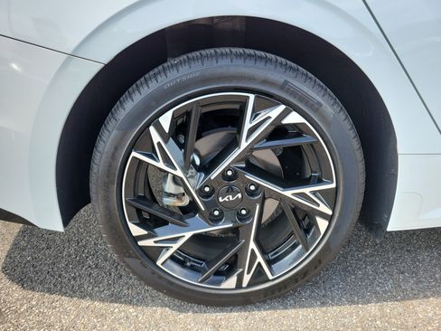 Used 2025 Kia K5 GT-Line w/ GT-Line Premium Package FWD image 24