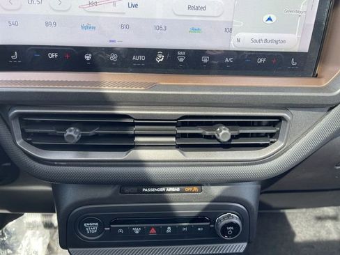 New 2025 Ford Bronco Sport Outer Banks w/ Outer Banks Tech Package+ AWD/4WD image 20