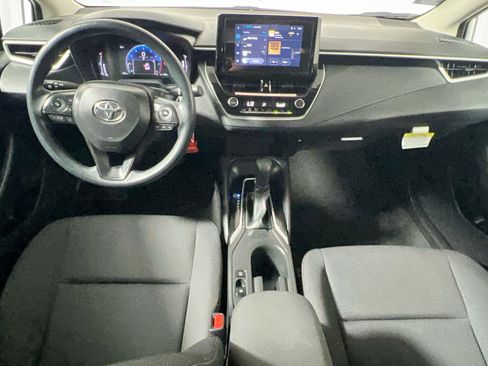 Used 2026 Toyota Corolla LE FWD image 29