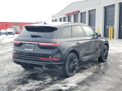 New 2026 Lincoln Corsair Premiere image 4