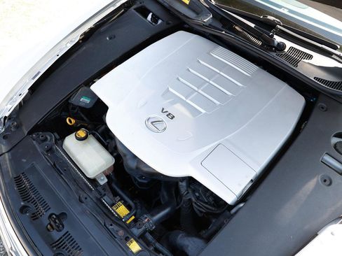 Used 2008 Lexus LS 460 4.6L V8 4DR SUV image 40