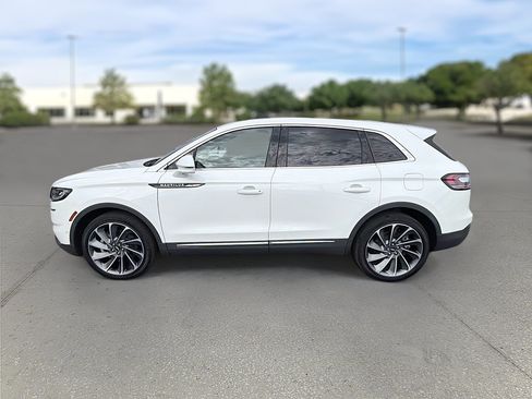 Certified 2023 Lincoln Nautilus Reserve w/ Equipment Group 201A AWD/4WD image 4
