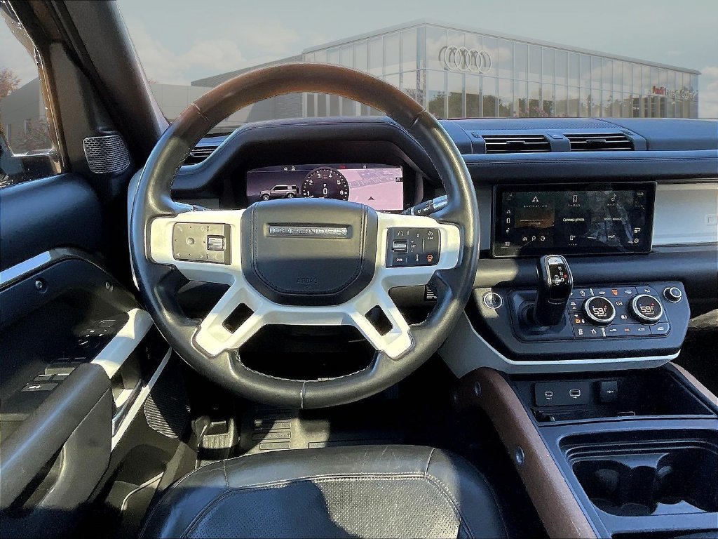 Used 2020 Land Rover Defender 110 HSE AWD/4WD image 10