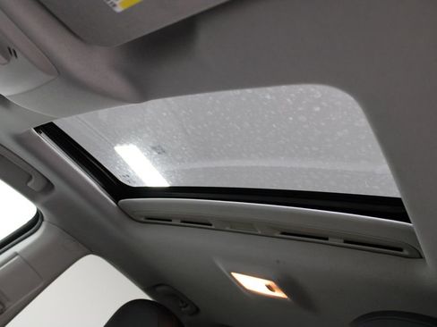 Used 2020 Chevrolet Trax Premier image 49