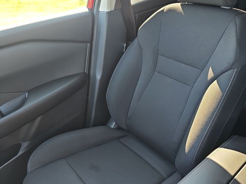 Used 2026 Nissan Rogue S FWD image 31