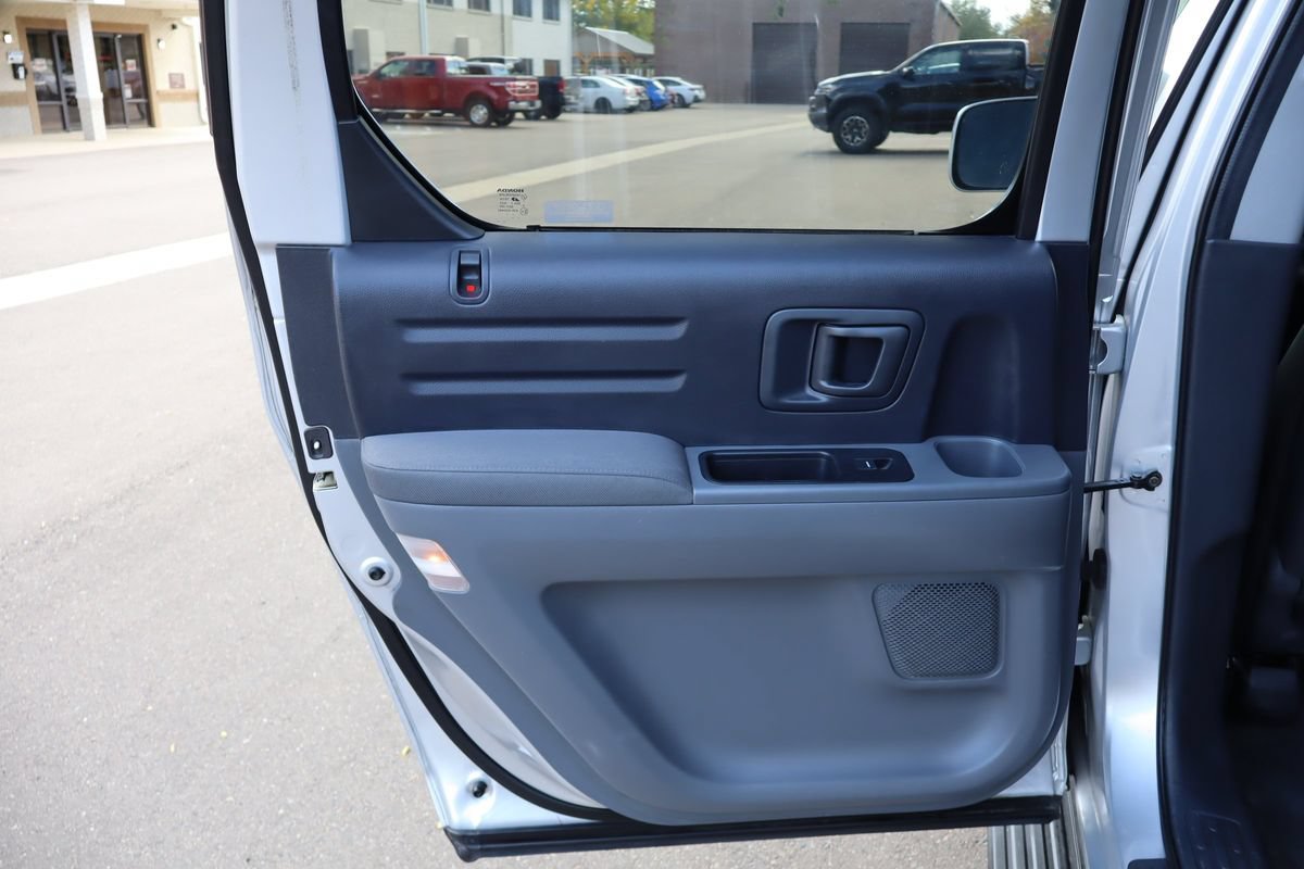 Used 2006 Honda Ridgeline RTS image 24