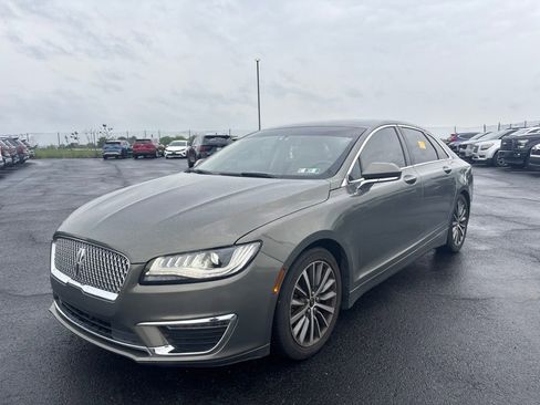 Used 2017 Lincoln MKZ Premiere FWD image 7