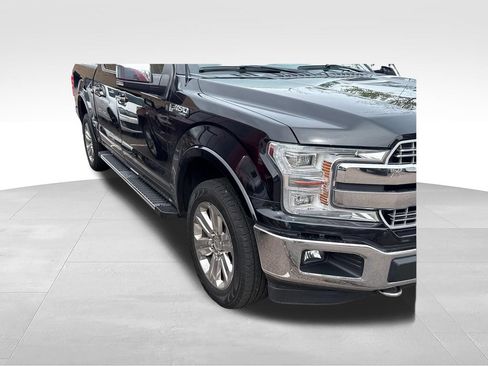 Used 2019 Ford F150 Lariat w/ Equipment Group 502A Luxury AWD/4WD image 8