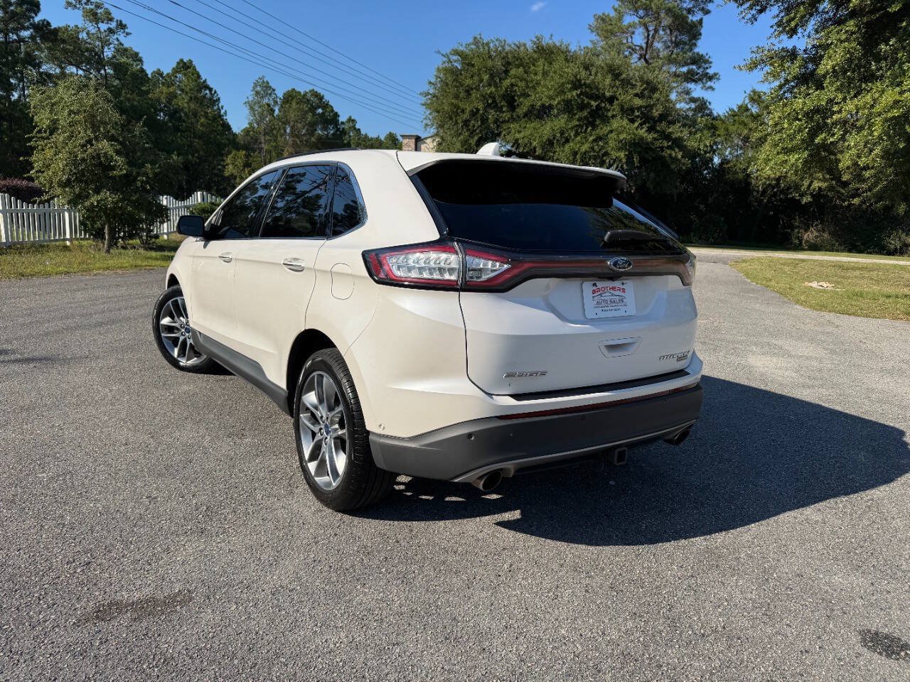 Used 2016 Ford Edge Titanium w/ Equipment Group 302A FWD image 30