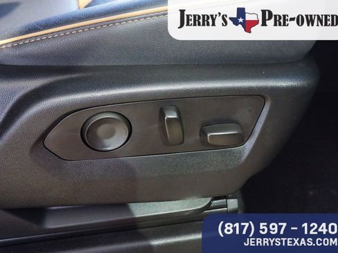 Used 2023 GMC Yukon AT4 w/ Max Trailering Package image 28