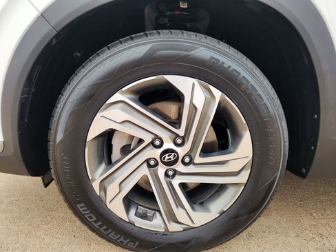 Used 2023 Hyundai Santa Fe SEL image 11