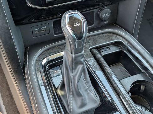 Used 2021 INFINITI QX80 Luxe image 34