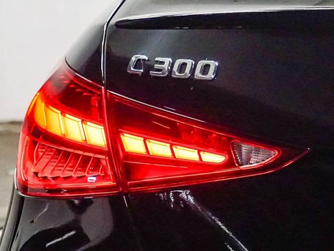 Used 2023 Mercedes-Benz C 300 Sedan image 11