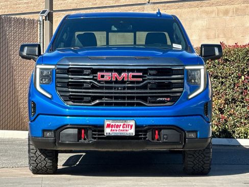 Used 2023 GMC Sierra 1500 AT4 w/ AT4 Premium Package image 9