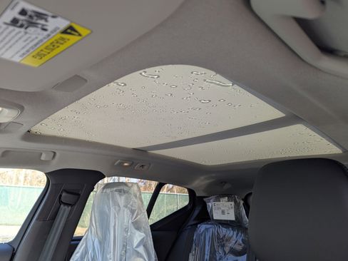 New 2025 Volvo XC40 B5 Core w/ Protection Package Premier image 17