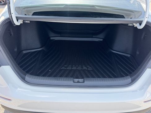 Used 2024 Honda Accord Sport image 9