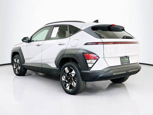Used 2025 Hyundai Kona SEL image 5
