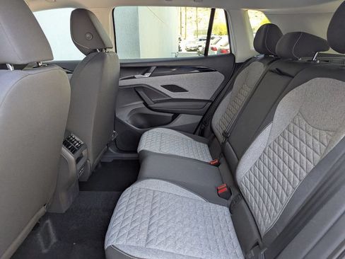 Certified 2025 Volkswagen Tiguan S FWD image 17