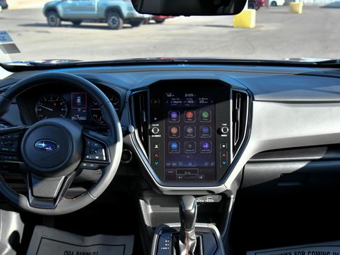 Used 2024 Subaru Crosstrek 2.5i Limited w/ Crosstrek Mirror Package image 38