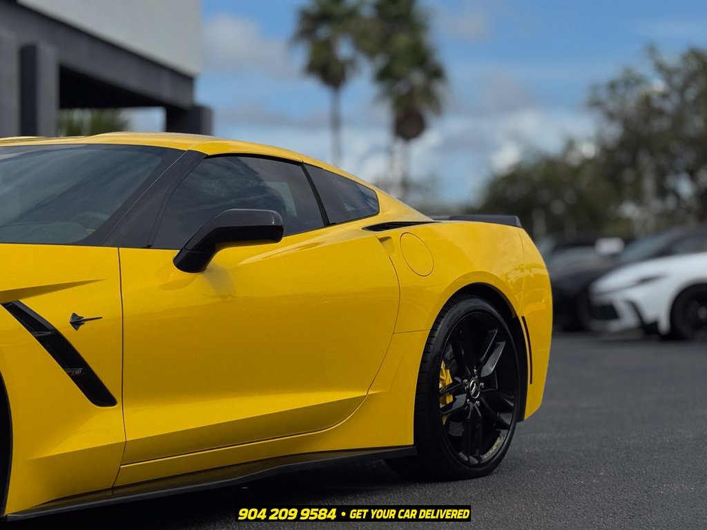 Used 2015 Chevrolet Corvette Stingray Coupe w/ 2LT Preferred Equipment Group RWD image 4