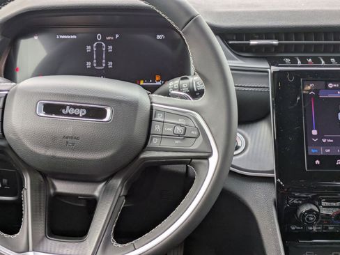 New 2025 Jeep Grand Cherokee L Laredo RWD image 20