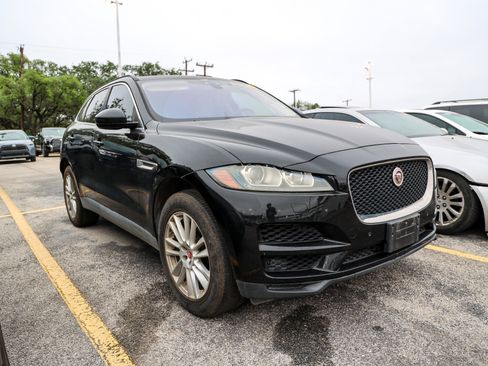 Used 2019 Jaguar F-PACE Prestige AWD/4WD image 6