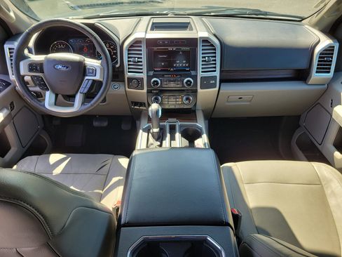 Used 2015 Ford F150 Lariat w/ Equipment Group 502A Luxury AWD/4WD image 15