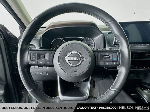 Certified 2023 Nissan Rogue SV w/ SV Premium B Package FWD image 11