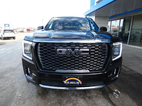 Used 2023 GMC Yukon XL Denali Ultimate image 5