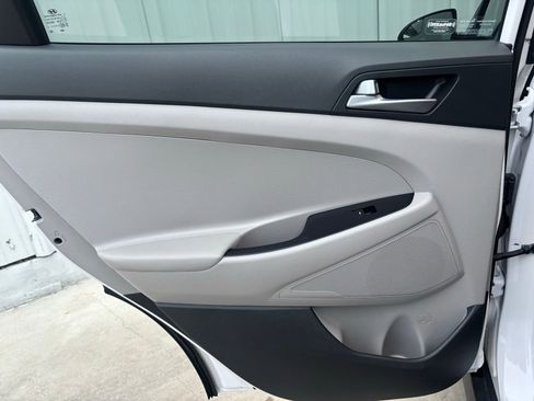 Used 2016 Hyundai Tucson SE w/ Option Group 02 image 27