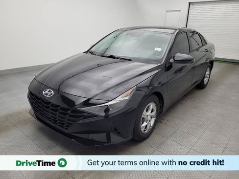 Used 2021 Hyundai Elantra SE FWD image 1