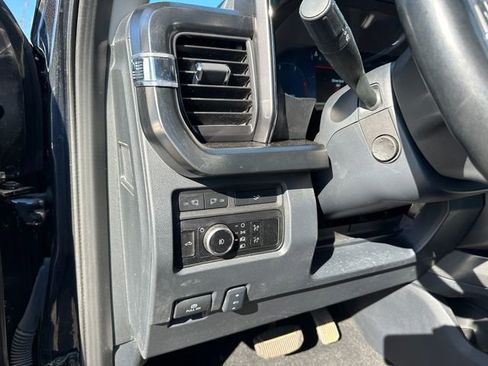 Used 2023 Ford F250 Lariat w/ Lariat Ultimate Package image 19