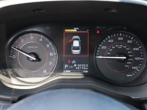 Used 2020 Subaru Crosstrek 2.0i Premium AWD/4WD image 11