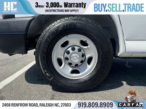 Used 2016 Chevrolet Express 2500 image 12