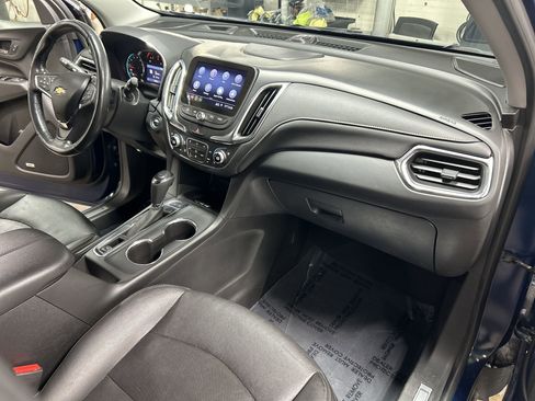 Used 2020 Chevrolet Equinox Premier image 30