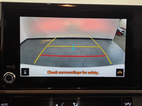 Used 2025 Toyota Camry LE image 19