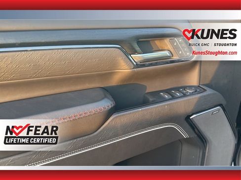 Used 2024 GMC Sierra 2500 AT4X image 20