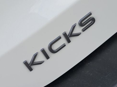 New 2026 Nissan Kicks S image 8