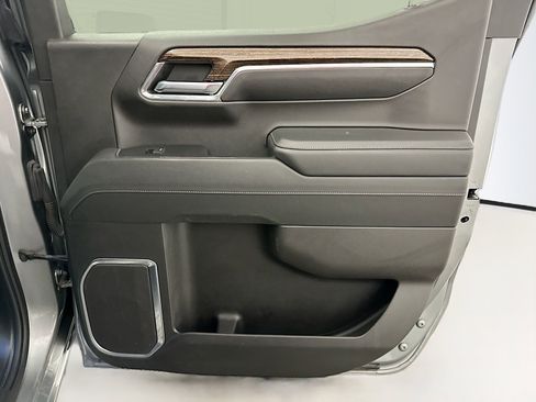 Used 2023 GMC Sierra 1500 Elevation image 31