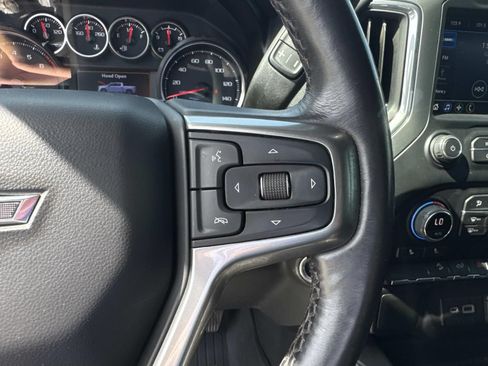Used 2022 Chevrolet Silverado 1500 LT Trail Boss w/ Bed Protection Package AWD/4WD image 25